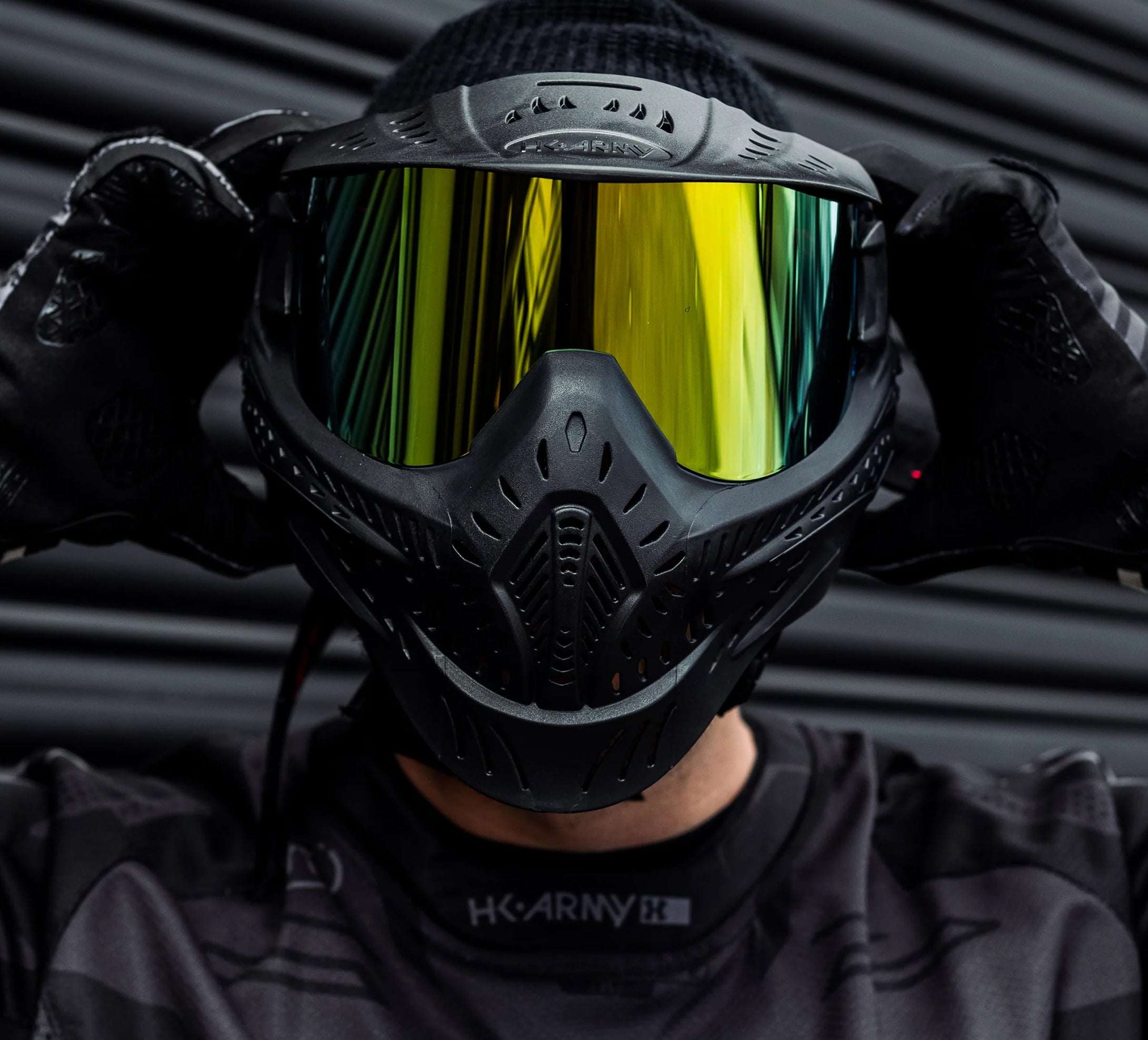 Maddog HK Army HSTL Goggle paintball mask with reflective green thermal lens and full-face protective design